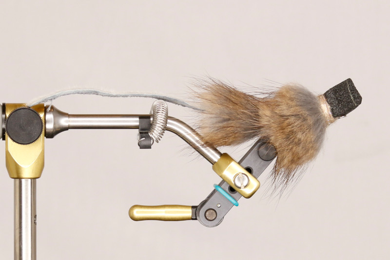 Living Fly Legacy: Fly Tying: The Arti-mouse