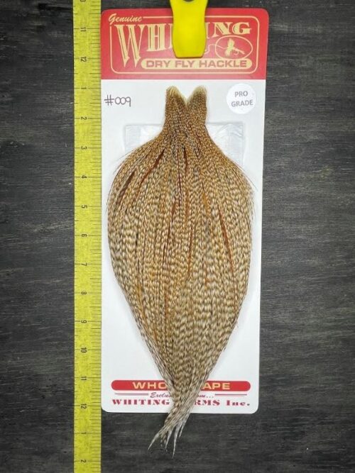 Whiting Dry Fly Cape – Pro Grade – Barred Medium Ginger #009